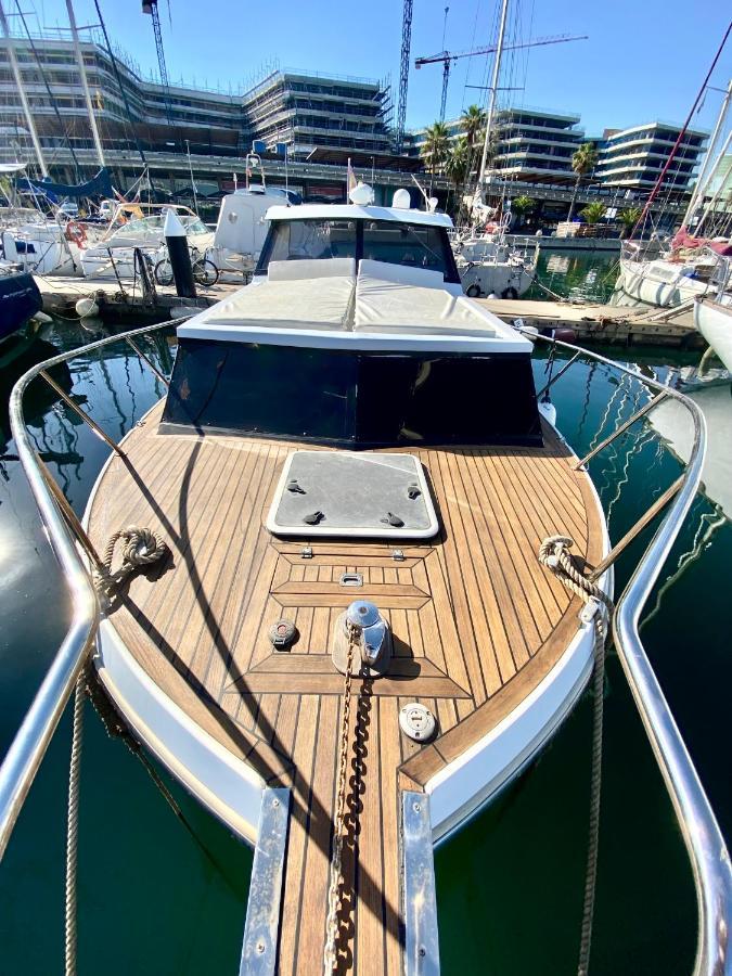 Hotel Laura Boat San Adrián de Besós Zewnętrze zdjęcie